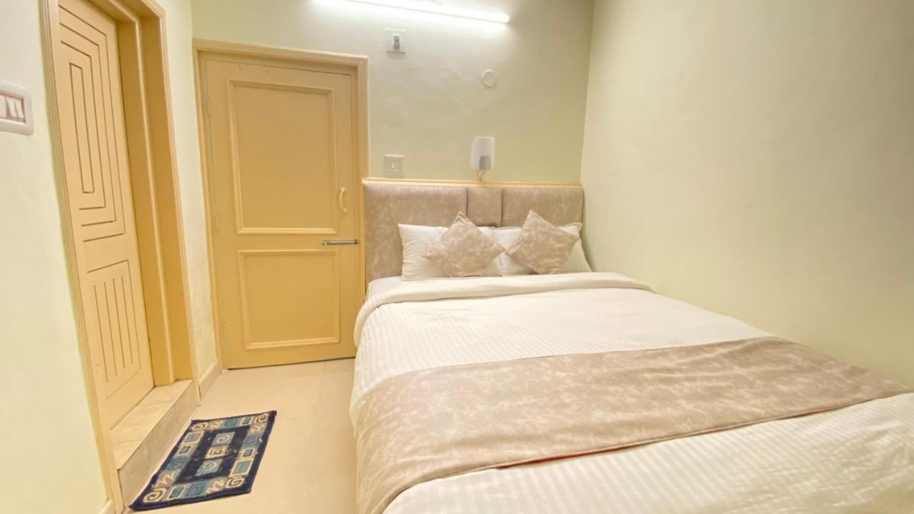 Hotel Meadows Manali Ngoại thất bức ảnh